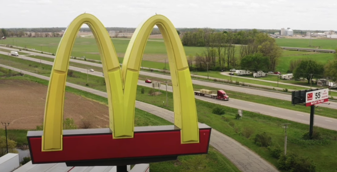 العمل في ماكدونالز mcdonalds